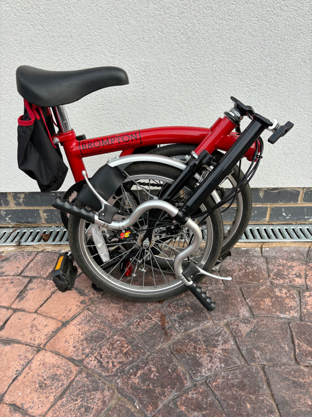 Brompton Classic Folding Bike – 3 Speed – Red – Rear Rack & Mudguards – 1999