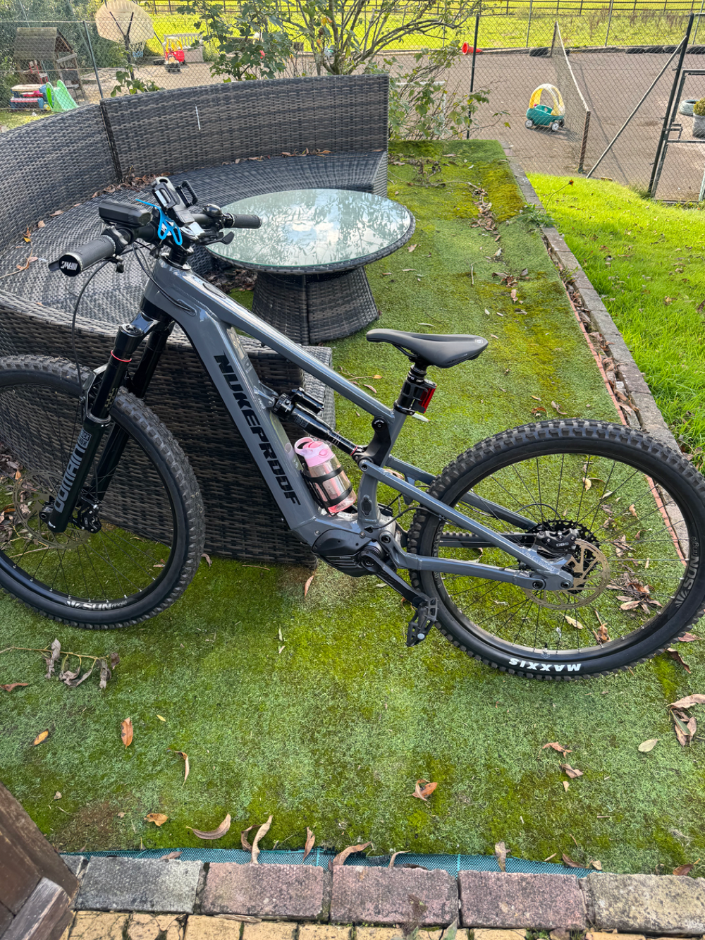 Nukeproof Megawatt 297 Comp 2023