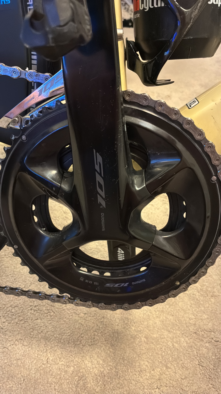 Canyon Ultimate CF SL 7 Di2 2025