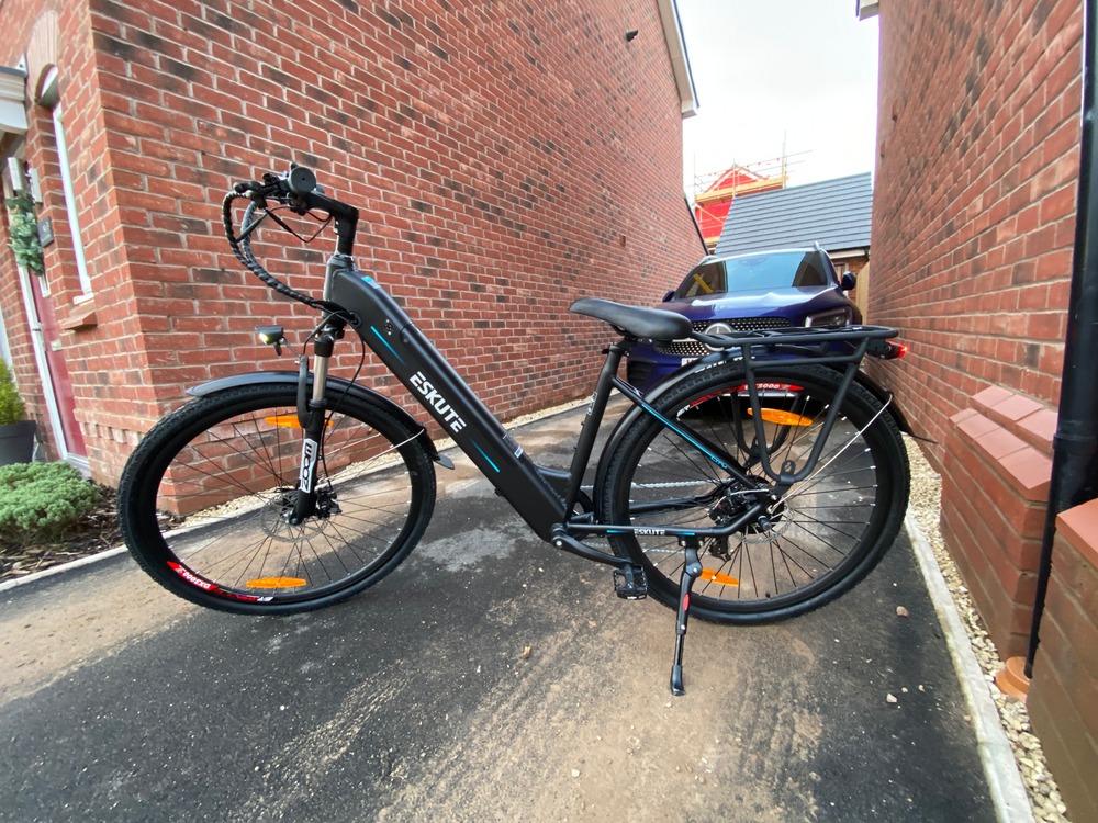 Eskute Polluno Electric City Bike 2022