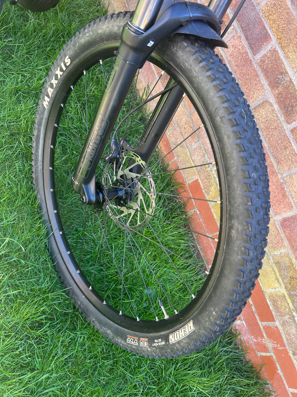 Giant Stance E+ 2 Full Suspension 2027