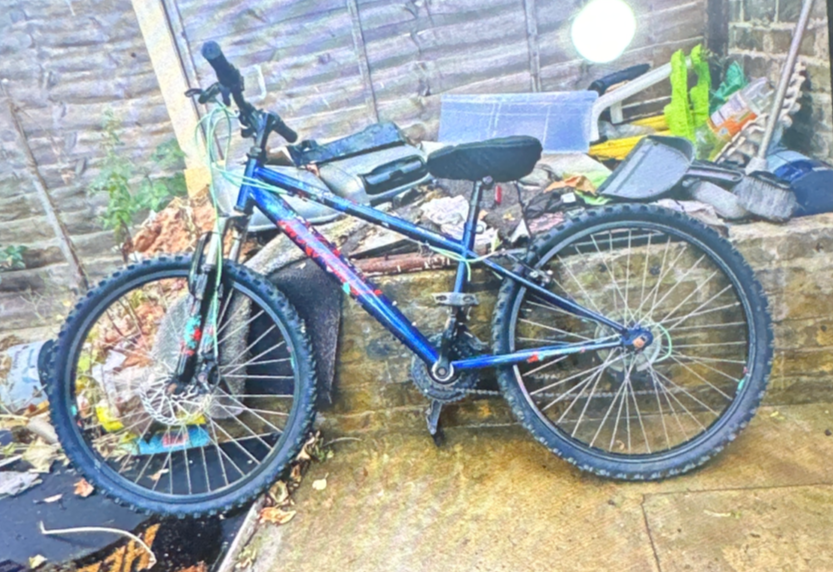 Apollo Phaze Mens Mountain Bike 2023