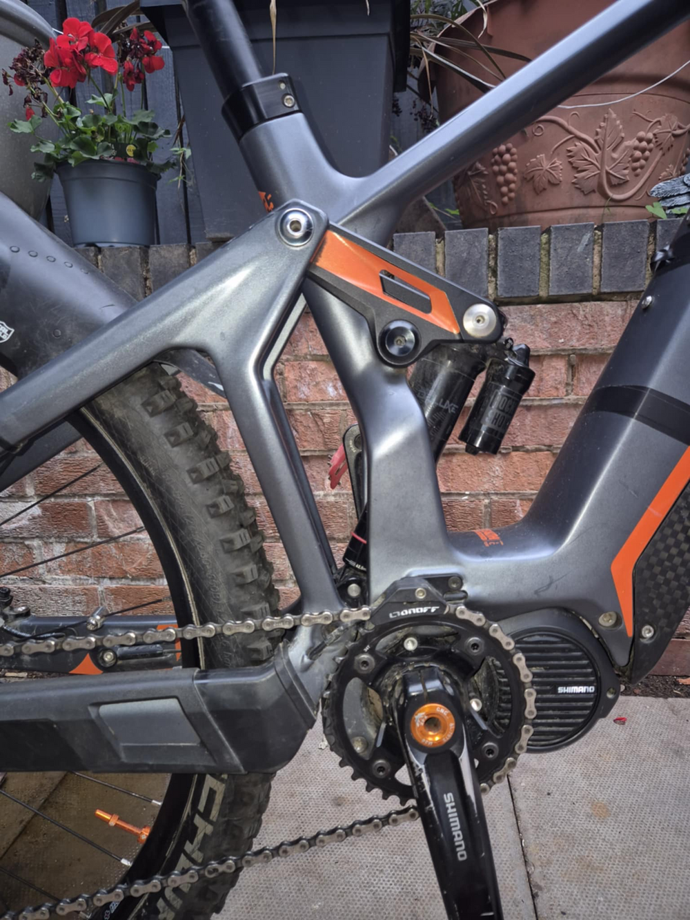 Mondraker e-Crusher Carbon R+ 2018