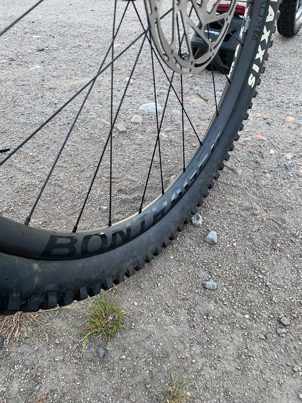 GT Sensor Carbon Elite 2023