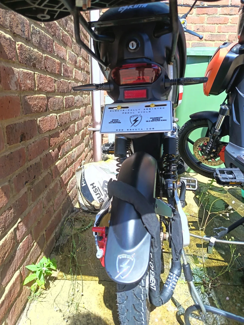 Eskuta SX-250 Series 4 2025