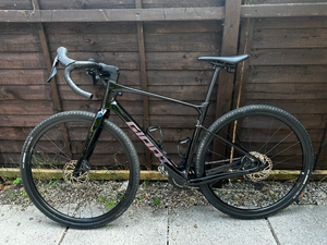 Giant Revolt Advanced 2 Gravel Road 2026