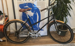 Limited Edition MADE x Veloretti Road Bike 2019
