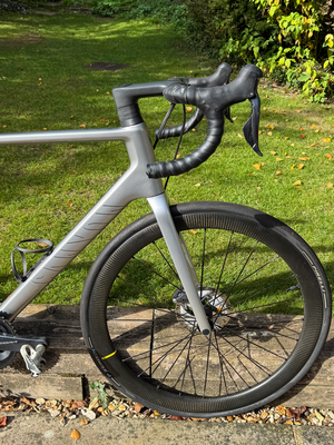Canyon Ultimate CFR Di2 2021
