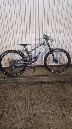 Santa Cruz Hightower Alloy R 2022
