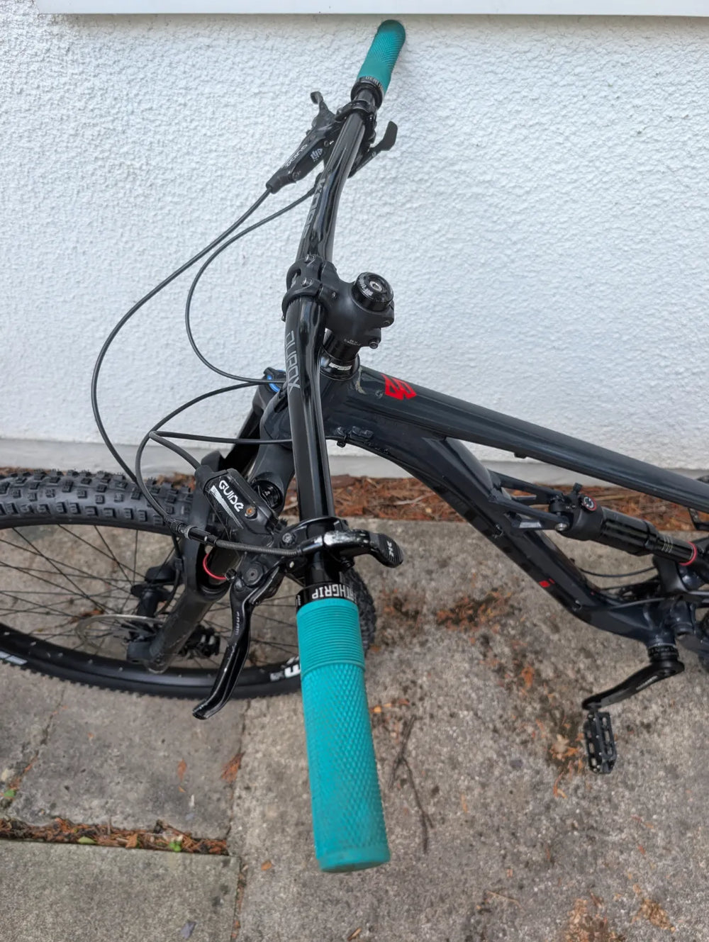 Calibre  Sentry 2019