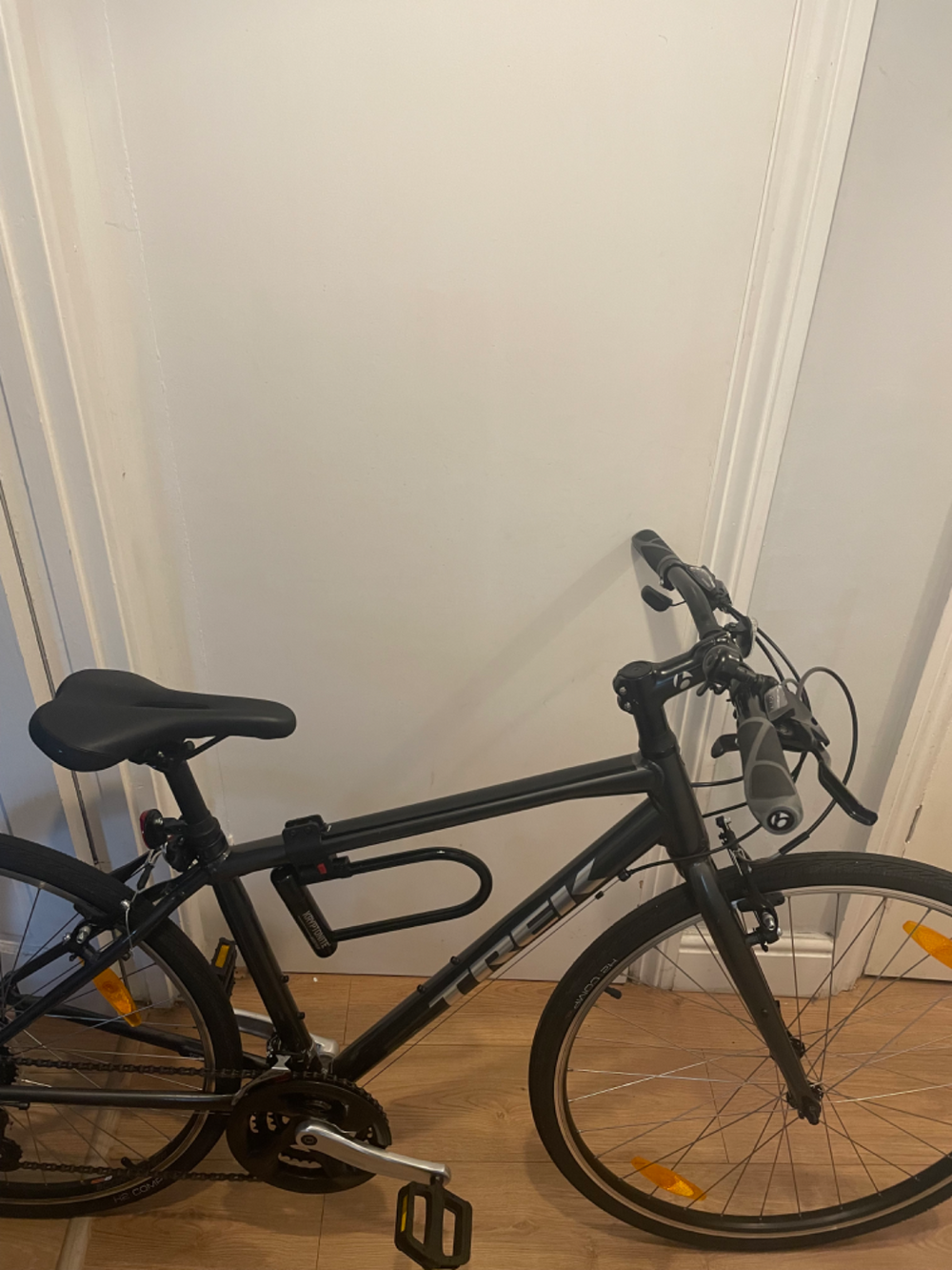 Trek FX 1 2023