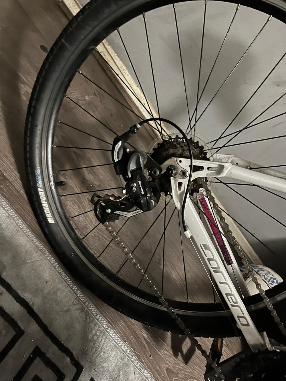 Carrera Axle Mens Hybrid Bike 2021