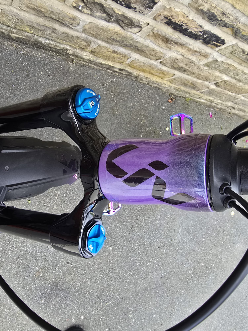 Liv Intrigue X Advanced E+ EL 2 Digital Blurple 2024