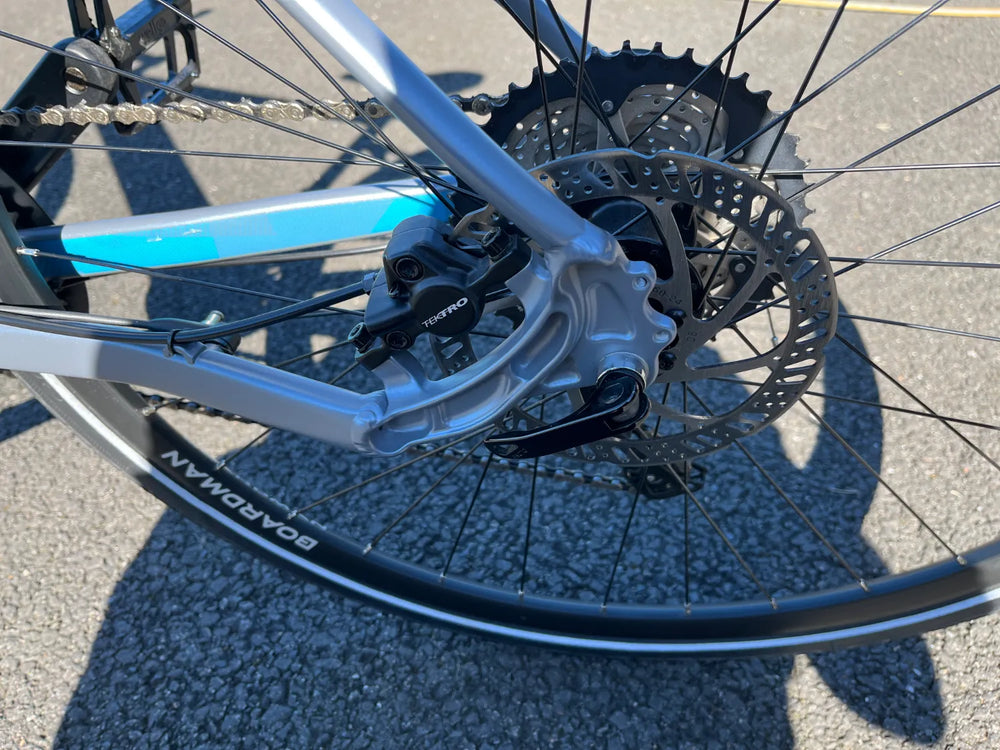 Boardman HYB 8 9e 2022