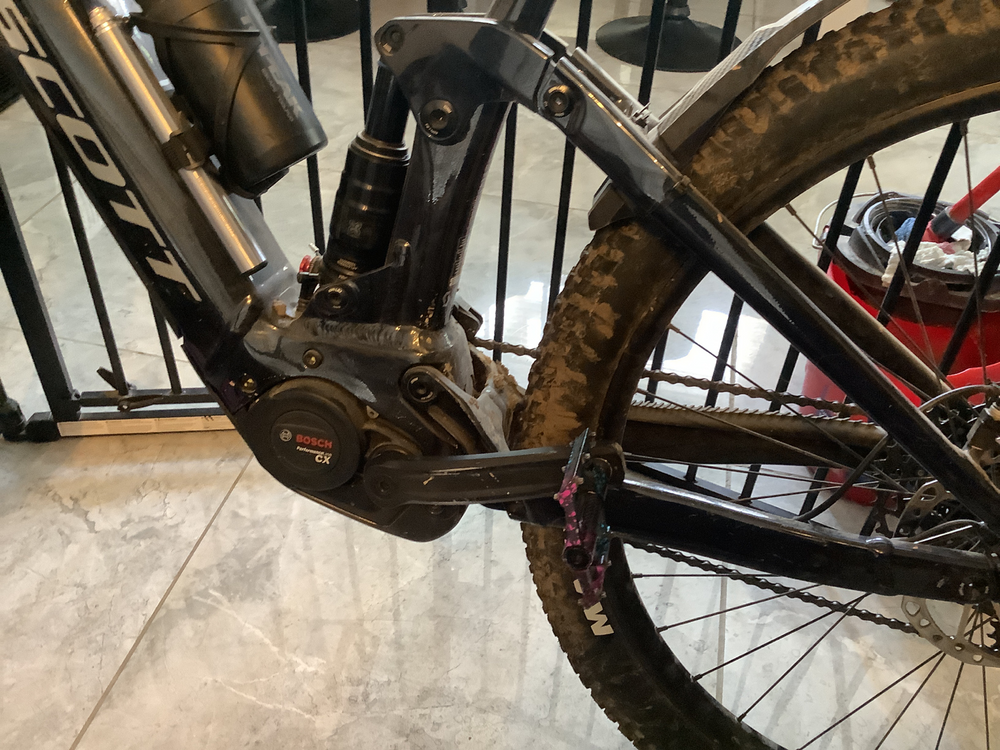 Scott Strike Eride 930 Bosch CX 2025