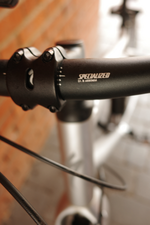 Specialized Sirrus 4.0 Hybrid 2025