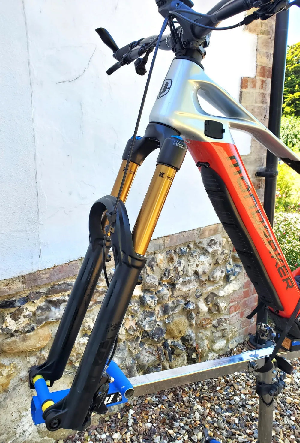 Mondraker Crafty Carbon RR 2024