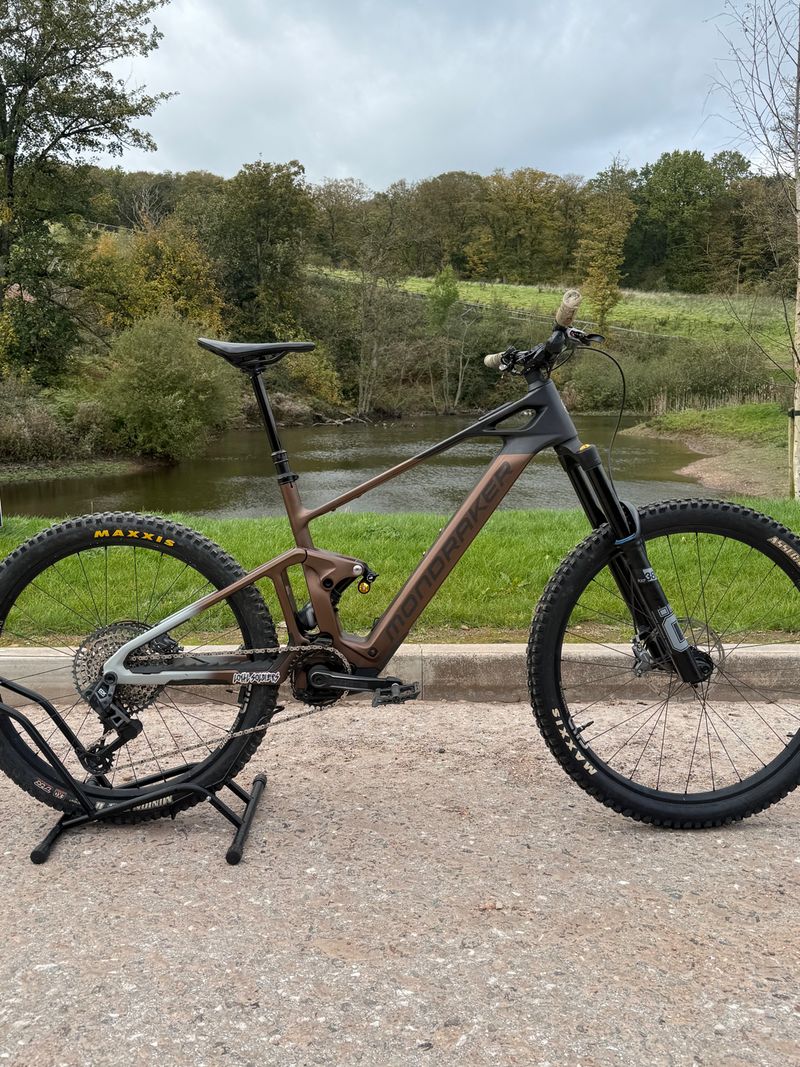 Mondraker Dune Carbon RR 2026