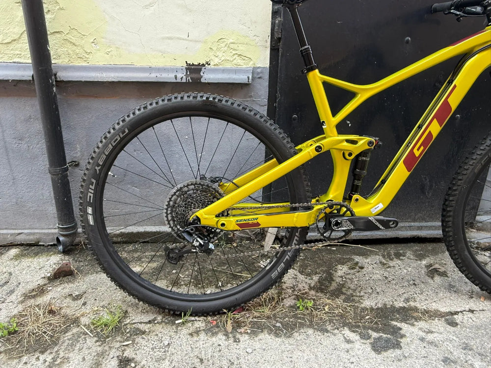 GT Sensor Carbon Elite 2020