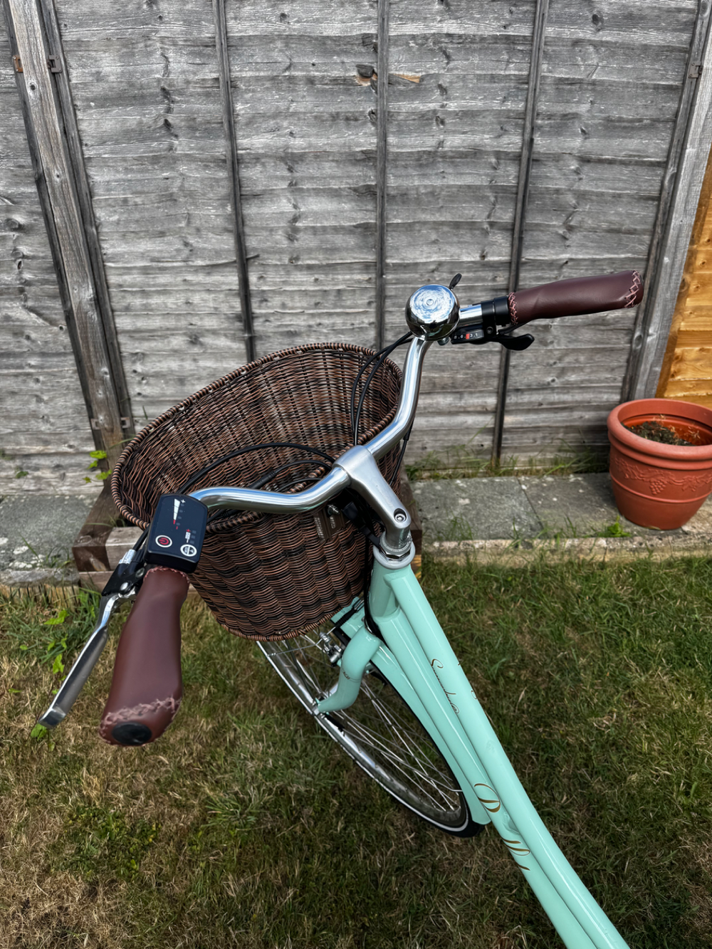 Pendleton Somerby-E Electric Hybrid Bike 2024