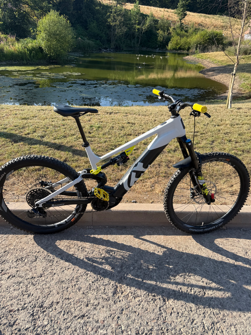 Husqvarna Hard cross 4 2025