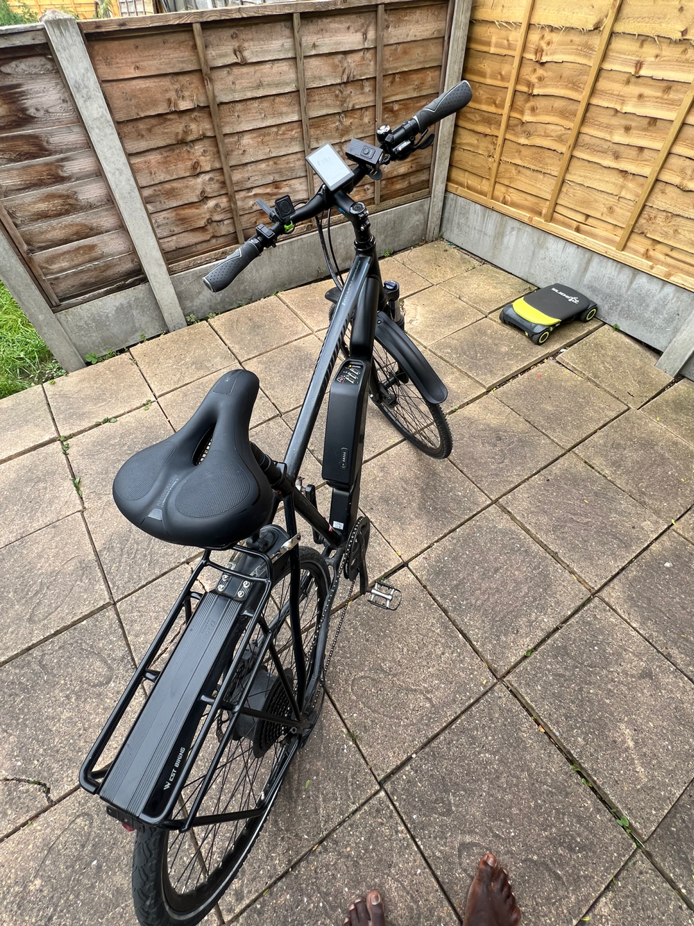 Carrera Crossfire 2 - MEDIUM18 INCH FRAME 2023
