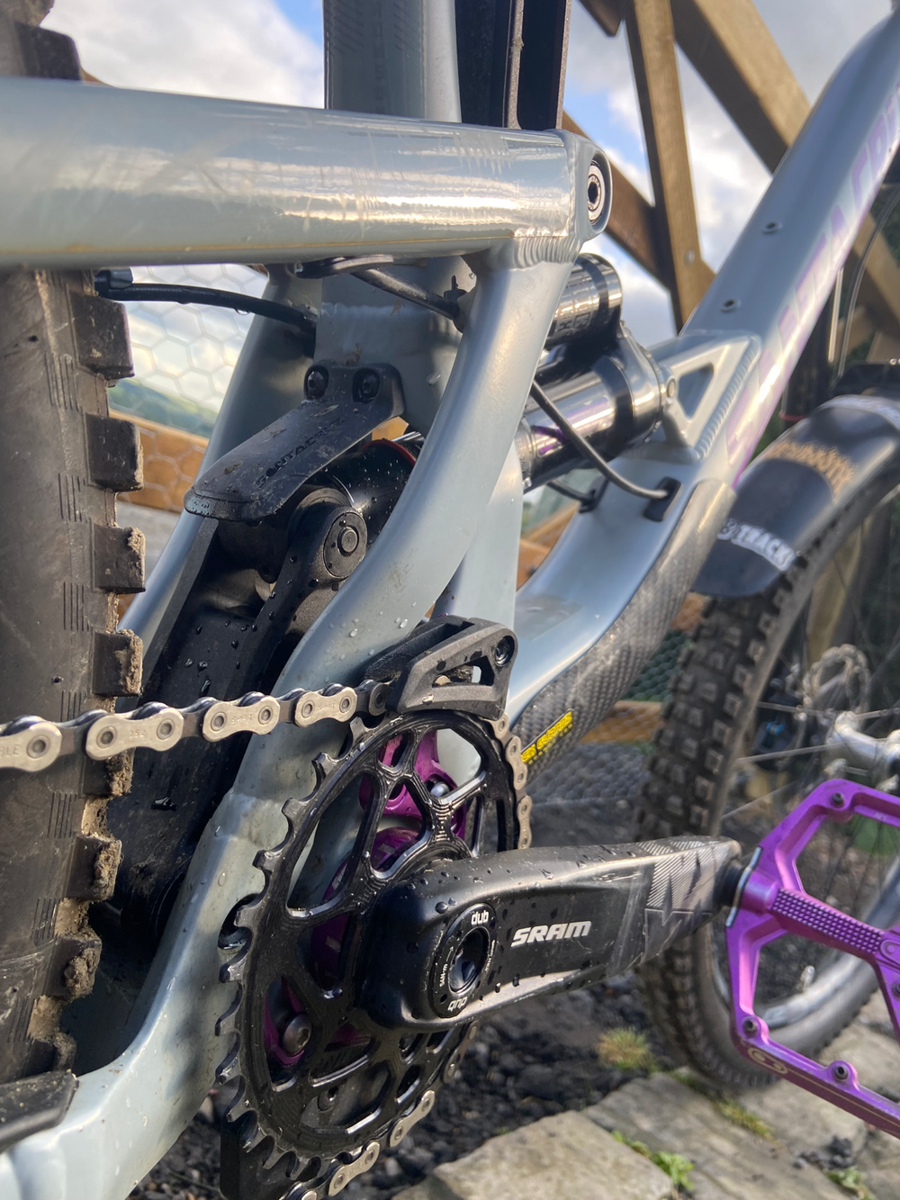 Santa Cruz Bronson R / Carbon C / MX 2022