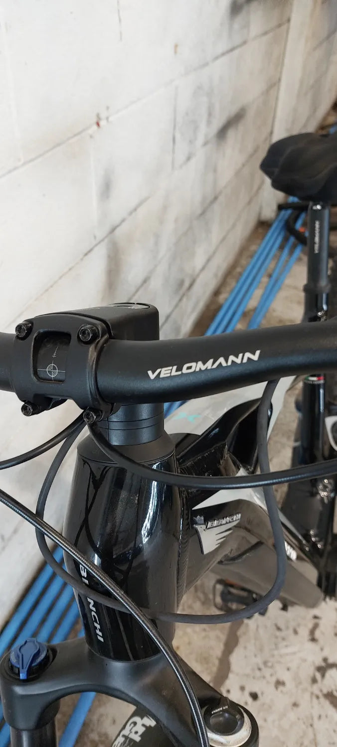 Bianchi e-Vertic X-Type Deore 2023