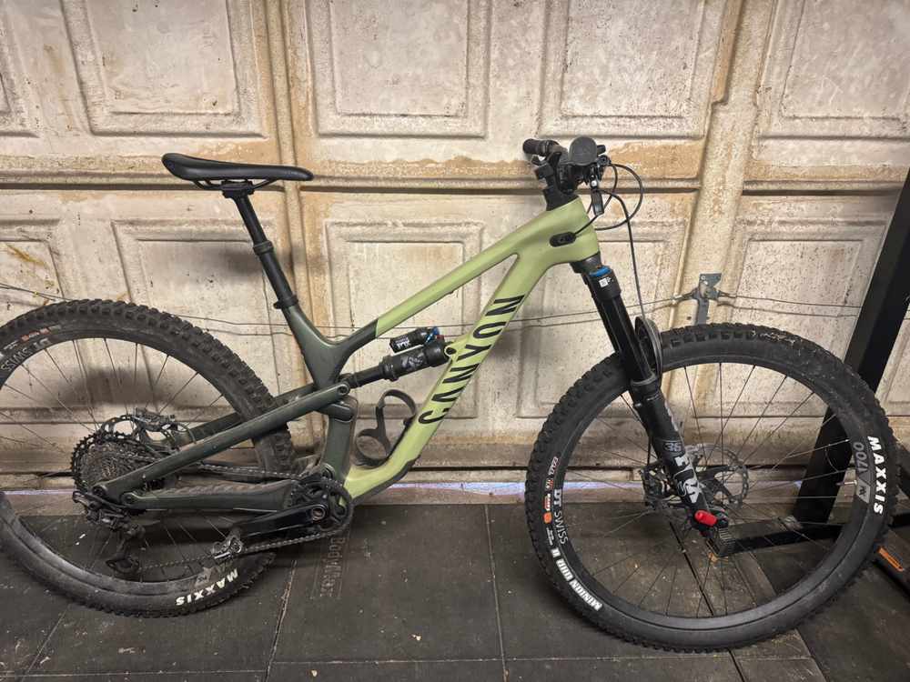 Canyon Spectral CF, Medium Frame, Category 4, wheel size 29 2023