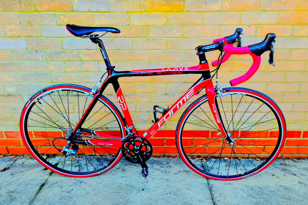 FORME COMP Shimano 105 Groupset AXE EDGE FULL CARBON ROAD BIKE 54CM22 FRAME FORME COMP Shimano 105 Groupset AXE EDGE FULL CARBON ROAD BIKE 54CM22 FRAME 2016
