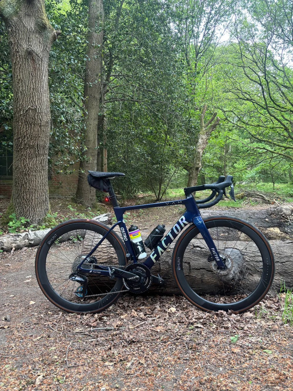 Factor Ostro VAM Shimano Ultegra Di2 8170 2023