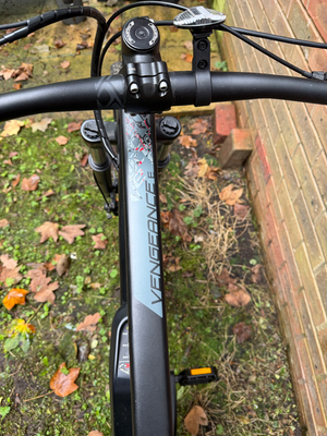Carrera Vengeance-E Pro 2023