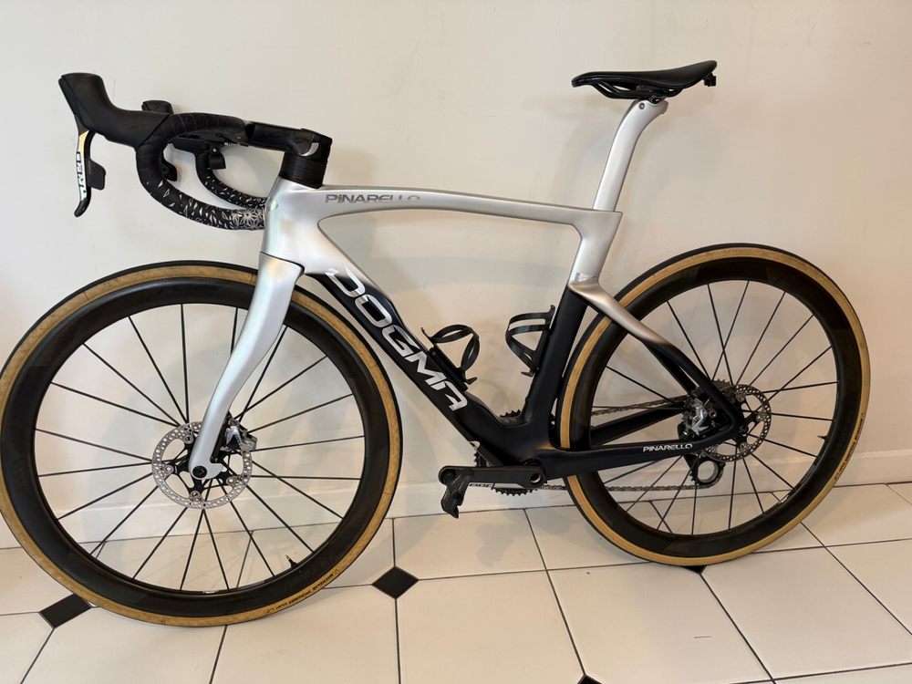 Pinarello DOGMA F RED ETAP AXS Disc 2022 – Plutonium Silver
