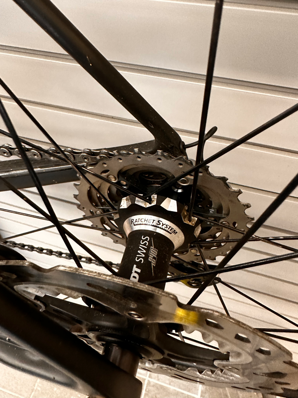 Canyon Endurace CF SLX Disc 9.0 Di2 2016