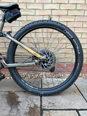 Rockrider Stilus E-All Mountain 2022