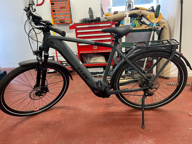 Cube Touring Hybrid Comfort Slx 800 2024