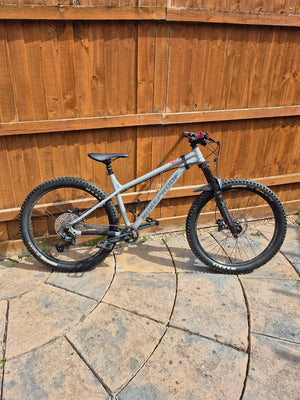 Nukeproof Scout 275 Comp 27 5 2022