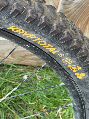 Mondraker Crafty Carbon RR 2025