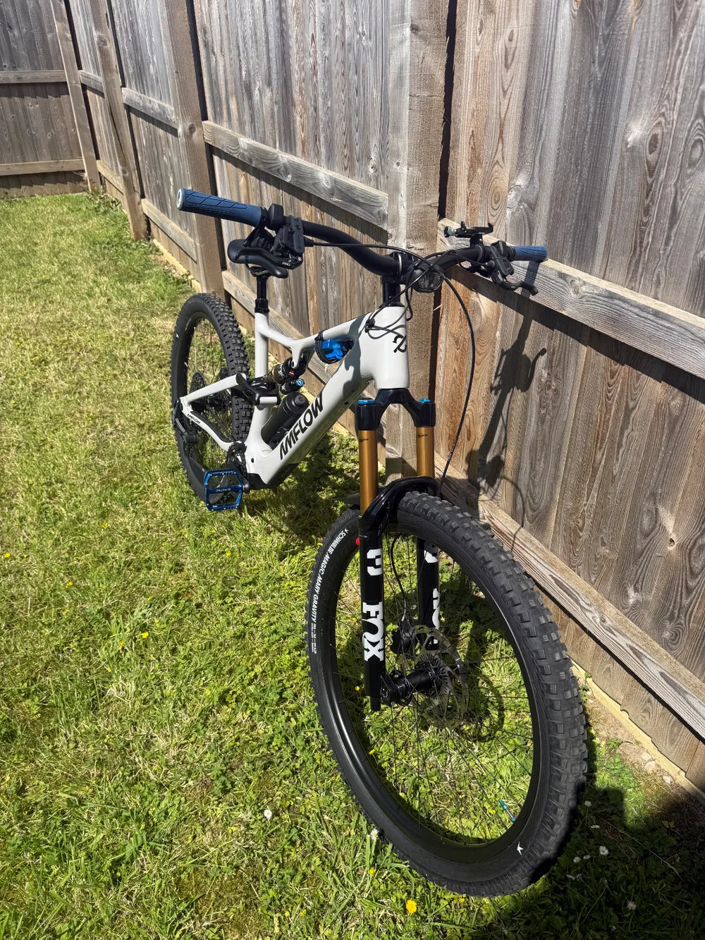 Amflow Carbon Pro PX 2027