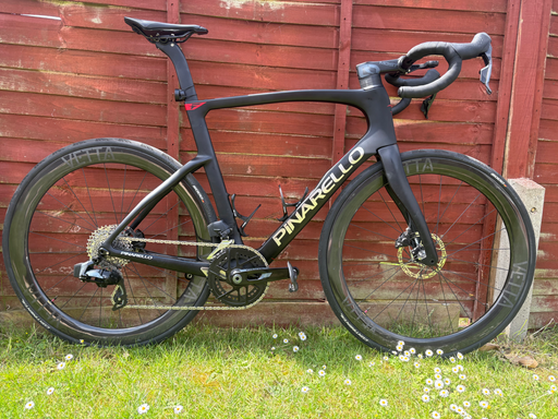 Pinarello F1 2025