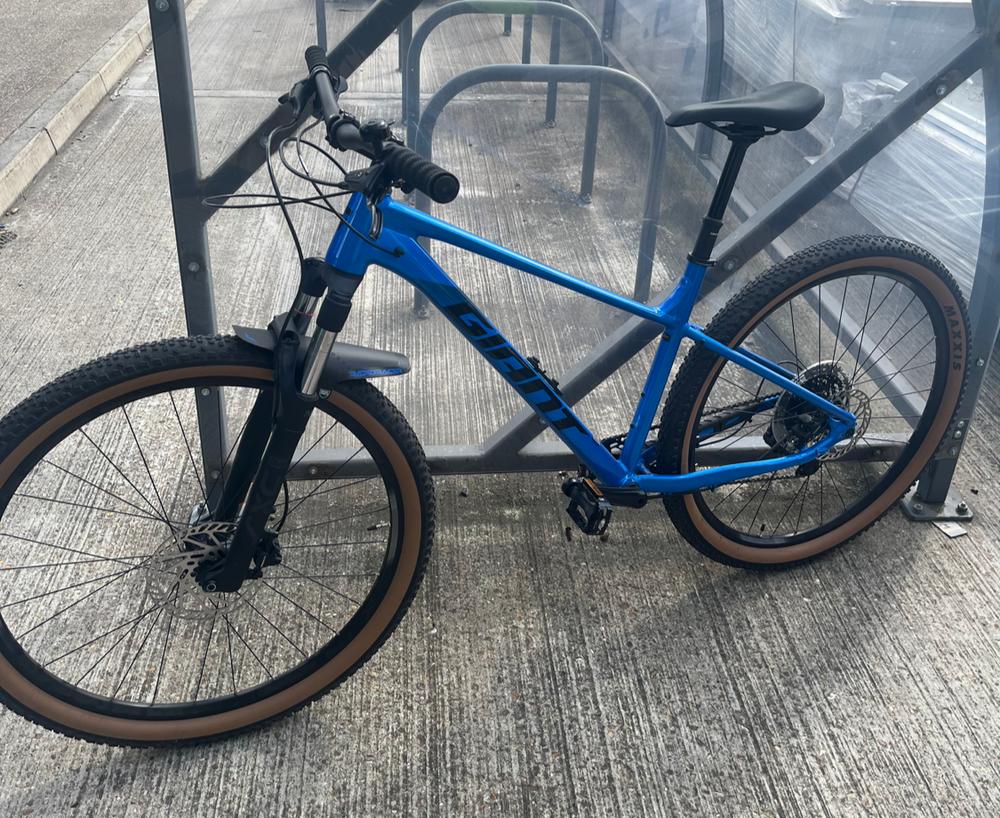 Giant Talon 1 2025