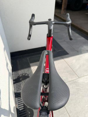 Trek Madone SLR 9 Red Etap AXS 12 Speed Disc 2025