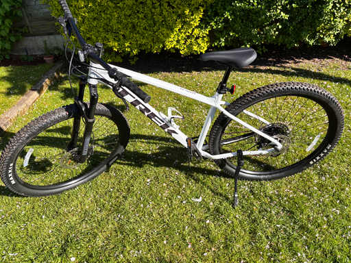 Trek Marlin 7 2025