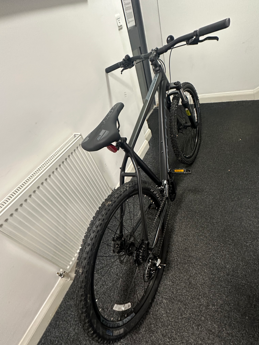 Carrera Vengeance Mens Mountain Bike 2021