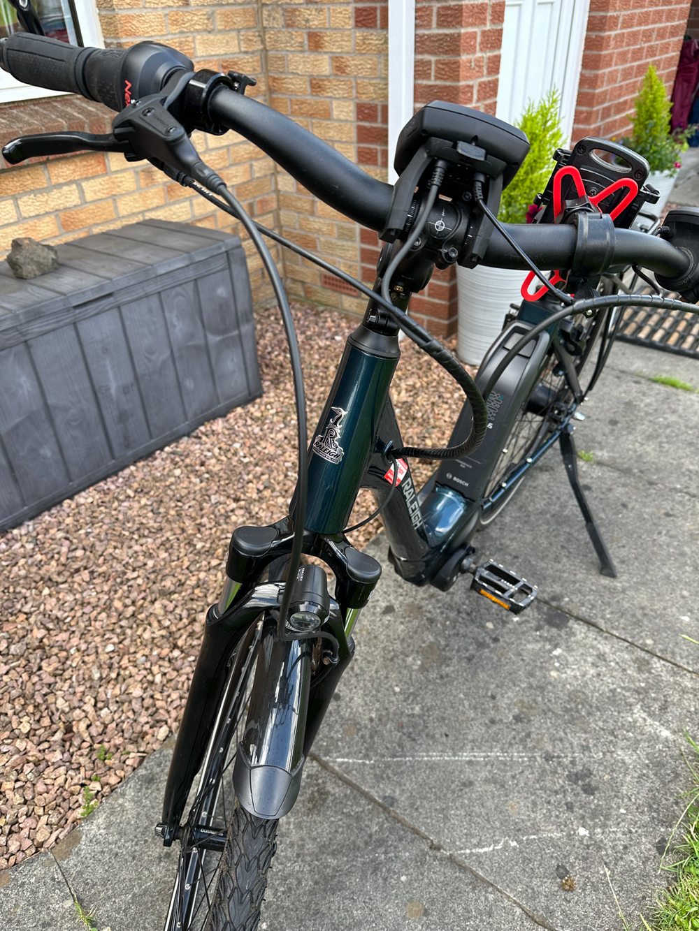 Raleigh Motus Grand Tourer (2019) – Excellent Condition, Low Mileage