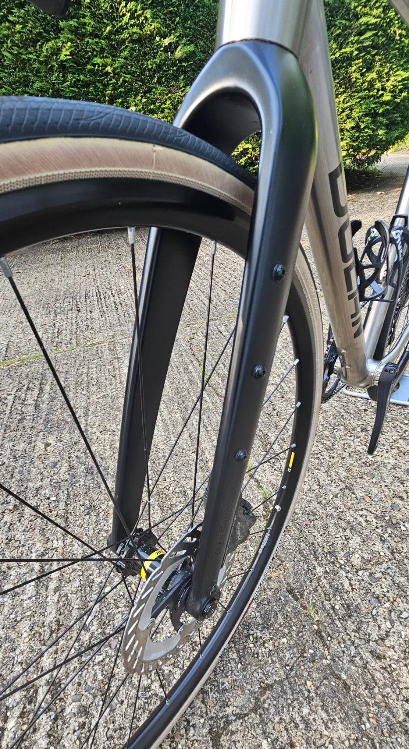 Dolan Dolan GXT Titanium Gravel Disc Bike - Shimano GRX RX815 DI2 2025