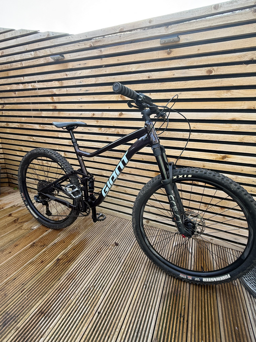 Giant Stance 29 2025