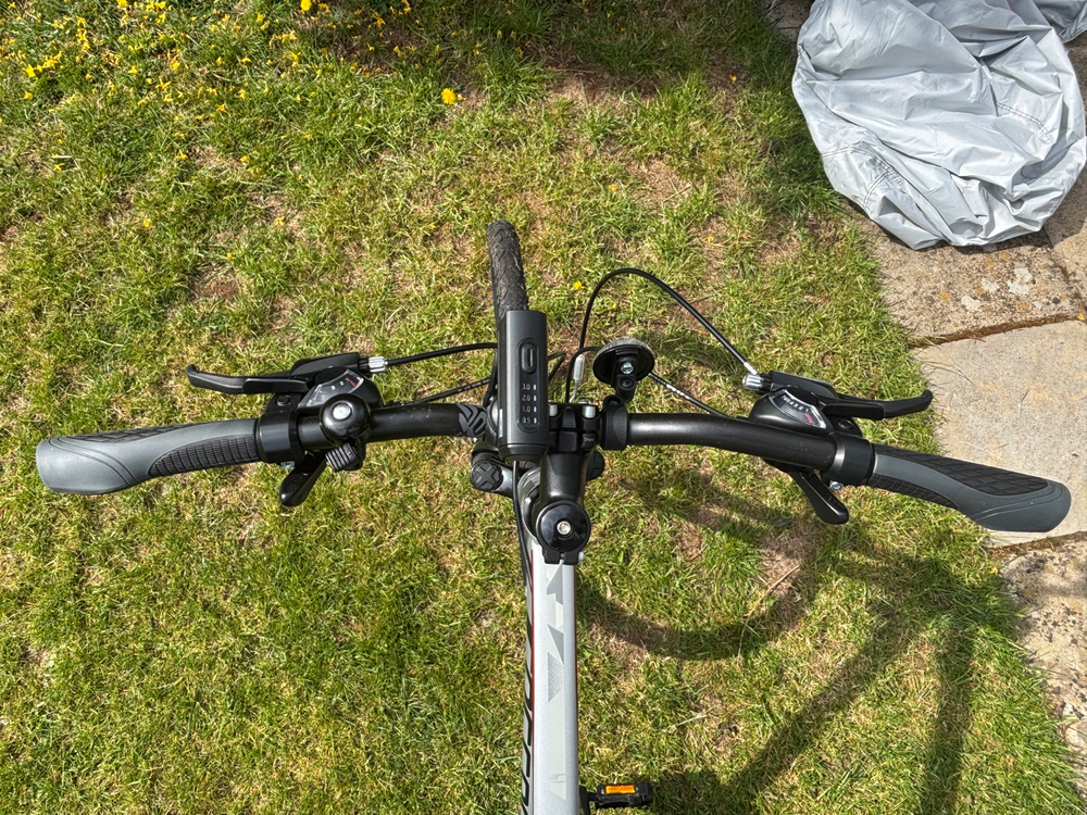 Carrera Crossfire 1 Mens Hybrid Bike 2020