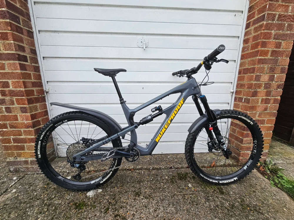 Nukeproof Mega 275 Carbon Factory 2021