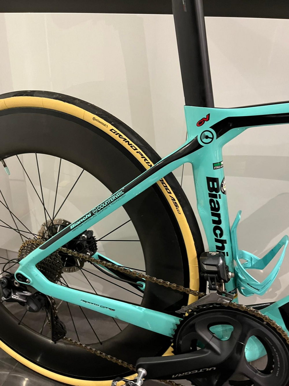Bianchi Oltre XR4 Ultegra Di2 2021